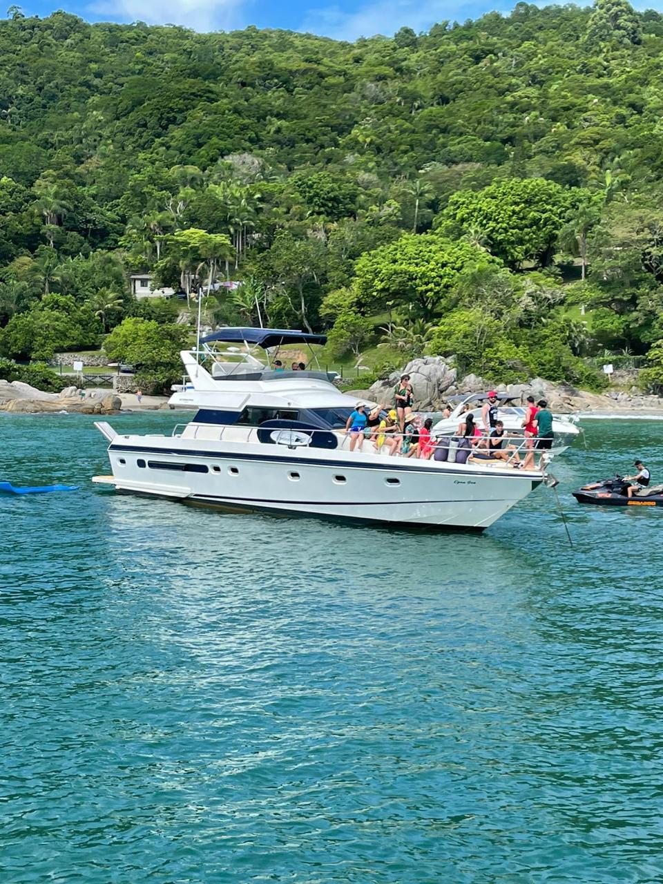 Yate Porto Belo Cachadaço